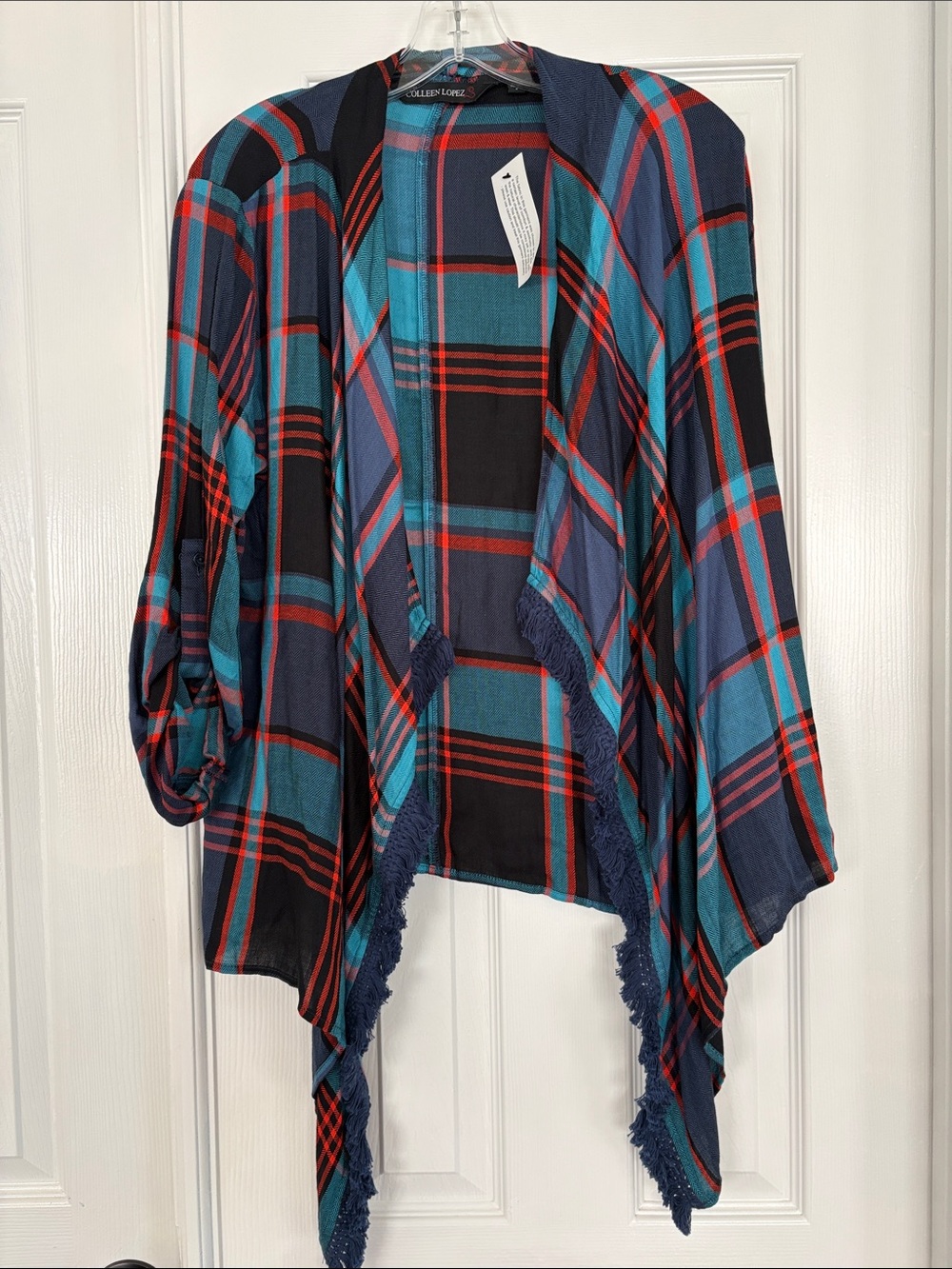 Colleen Lopez Plaid lightweight throw over Rayon Fringe Top Women’s Medium NWT